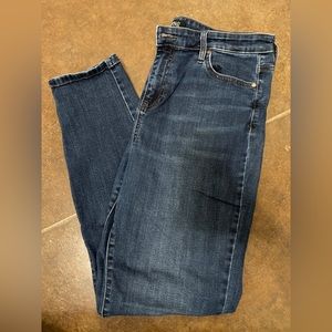 High rise stretch skinny jeans.